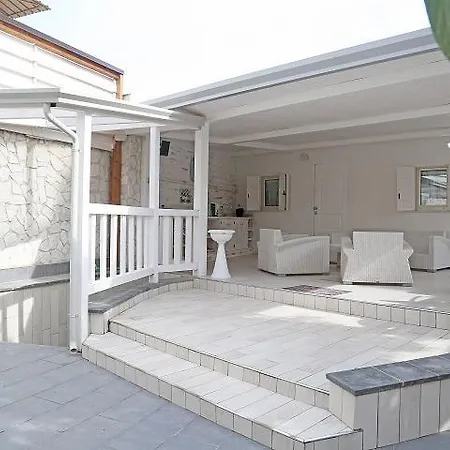The Life Garden Bed & Breakfast